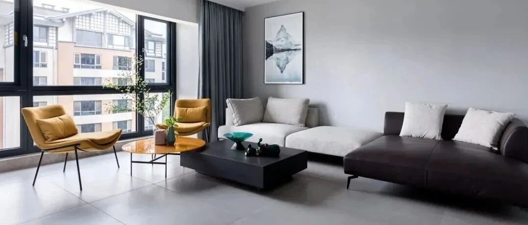 165㎡黑白灰极简风格装修，摈弃繁杂让生活简单极致！