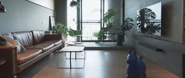 售楼小姐见多识广，买房后自己设计125平三居室，效果美爆了