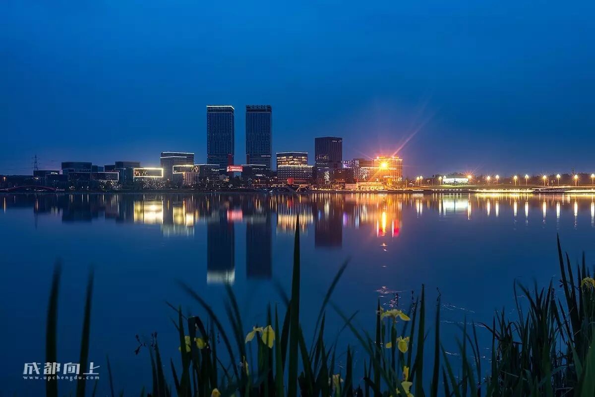 人才落户只选天府新区？其他区域的福利也不错！