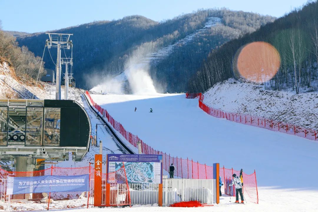 冬日的燕趙大地正是賞冰雪泡溫泉逛古村落遊採摘園品