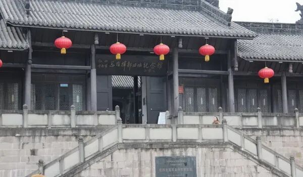100年 | 川陕大地上，新一代战机开辟新“交通线”！的图2