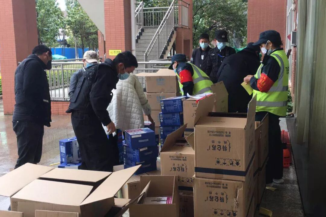 服务涵盖昆明无人机培训、昆明保安服务、昆明物业服务、昆明宠物医疗美容、昆明职业技能培训服务、昆明广告策划、昆明安防监控。