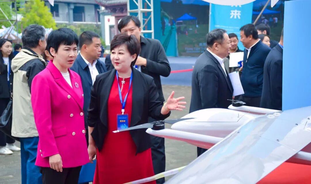 服务涵盖昆明无人机培训、昆明保安服务、昆明物业服务、昆明宠物医疗美容、昆明职业技能培训服务、昆明广告策划、昆明安防监控。