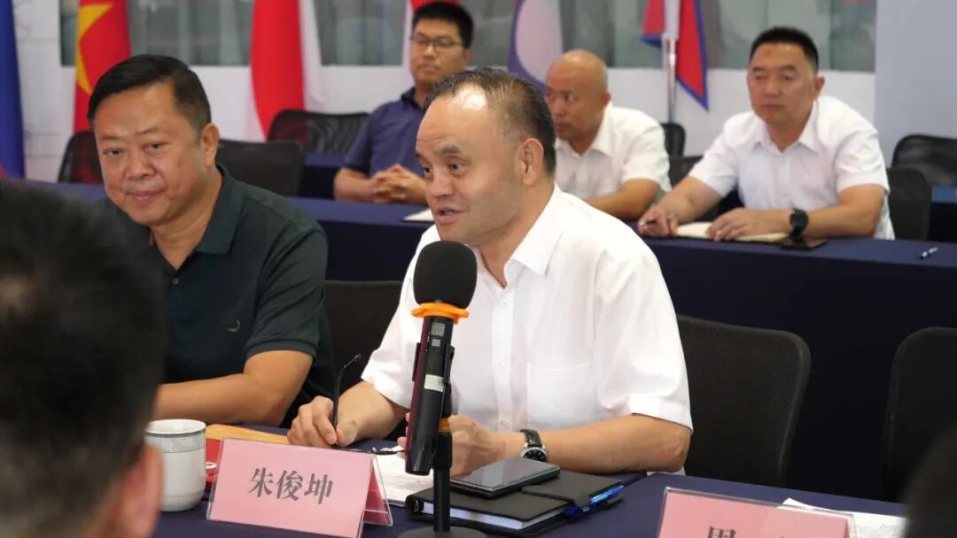 服务涵盖昆明无人机培训、昆明保安服务、昆明物业服务、昆明宠物医疗美容、昆明职业技能培训服务、昆明广告策划、昆明安防监控。