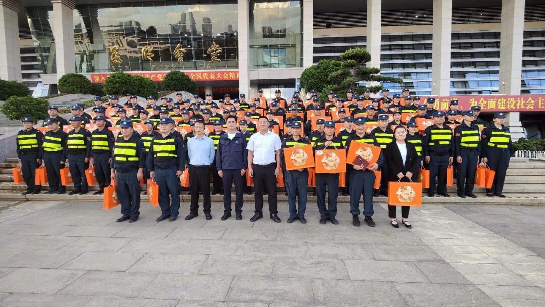 服务涵盖昆明无人机培训、昆明保安服务、昆明物业服务、昆明宠物医疗美容、昆明职业技能培训服务、昆明广告策划、昆明安防监控。