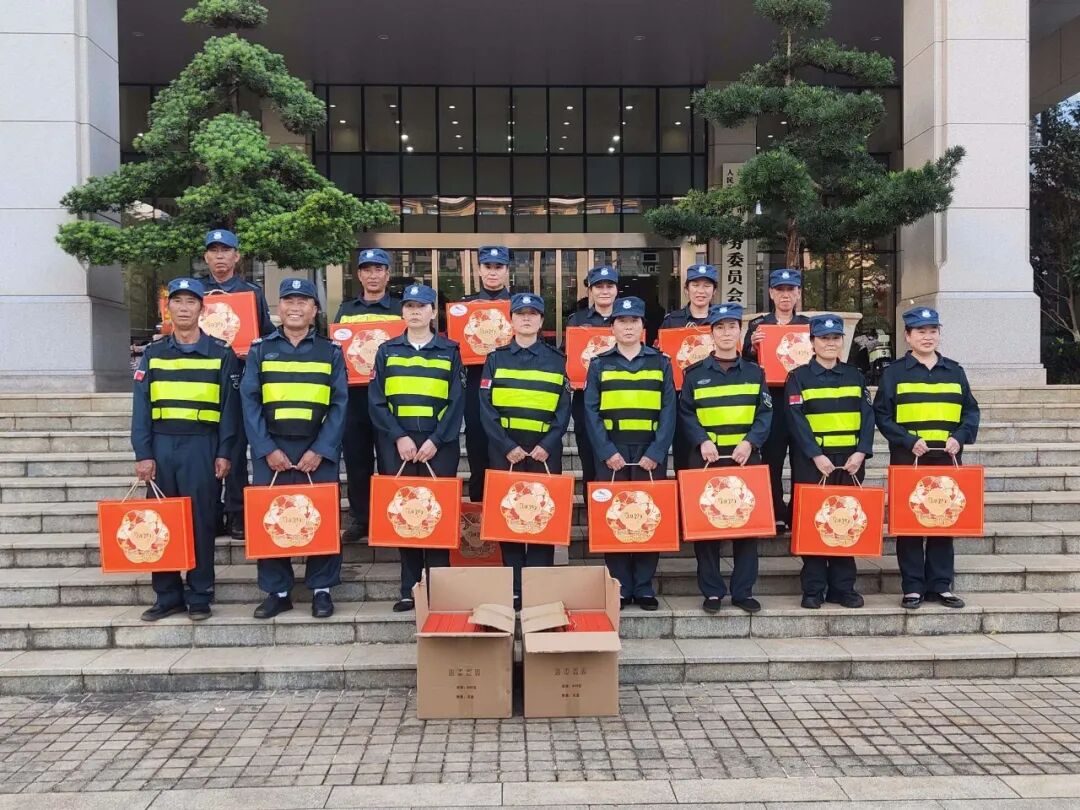 服务涵盖昆明无人机培训、昆明保安服务、昆明物业服务、昆明宠物医疗美容、昆明职业技能培训服务、昆明广告策划、昆明安防监控。