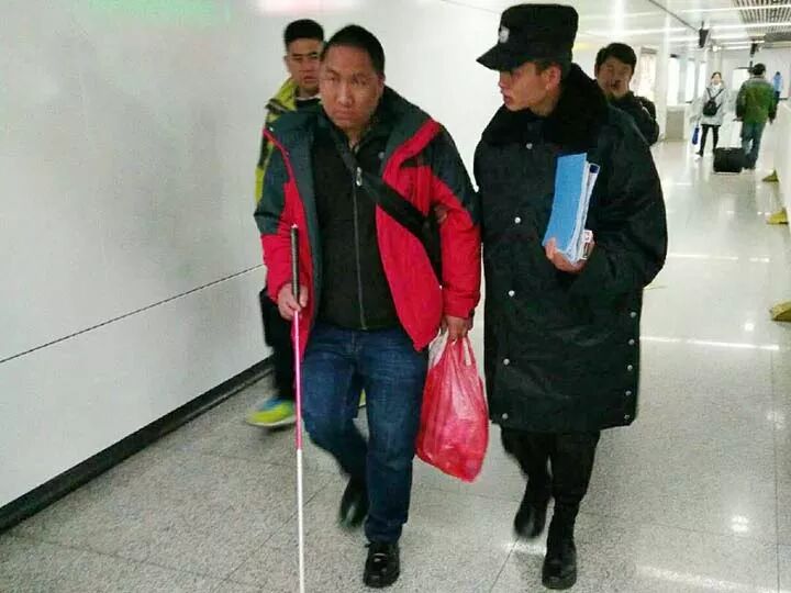 服务涵盖昆明无人机培训、昆明保安服务、昆明物业服务、昆明宠物医疗美容、昆明职业技能培训服务、昆明广告策划、昆明安防监控。