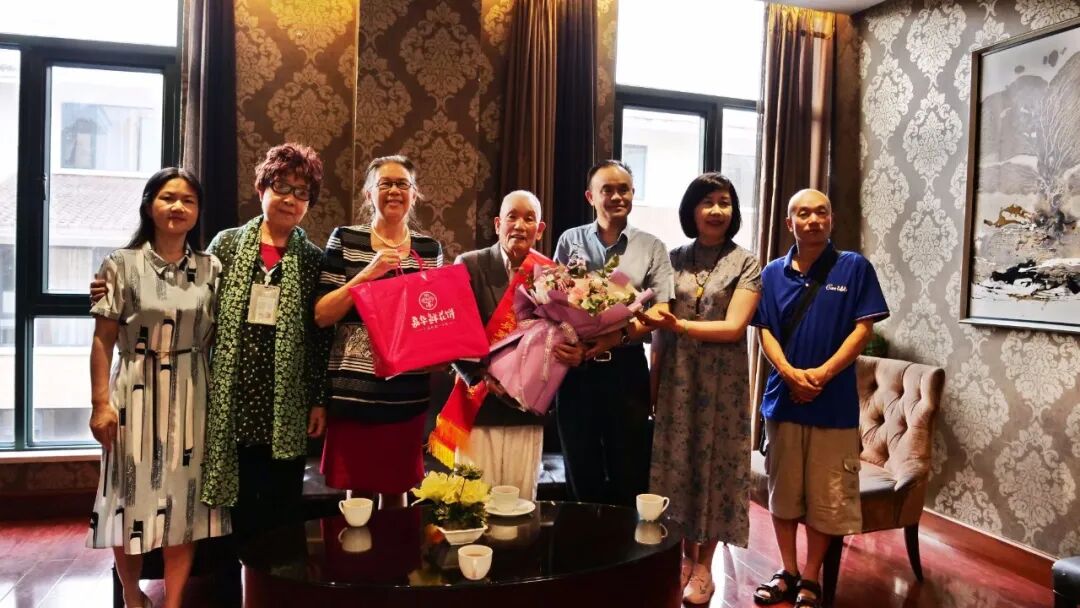 服务涵盖昆明无人机培训、昆明保安服务、昆明物业服务、昆明宠物医疗美容、昆明职业技能培训服务、昆明广告策划、昆明安防监控。