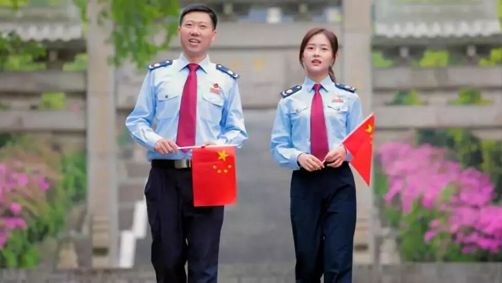 这群宜兴人用“快闪”献礼祖国