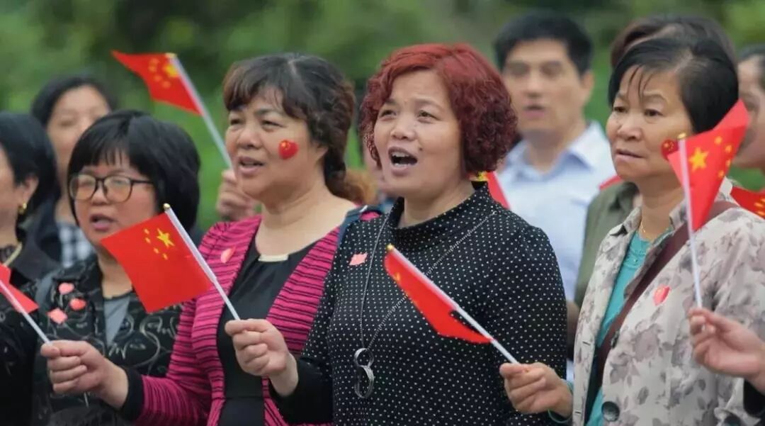 这群宜兴人用“快闪”献礼祖国