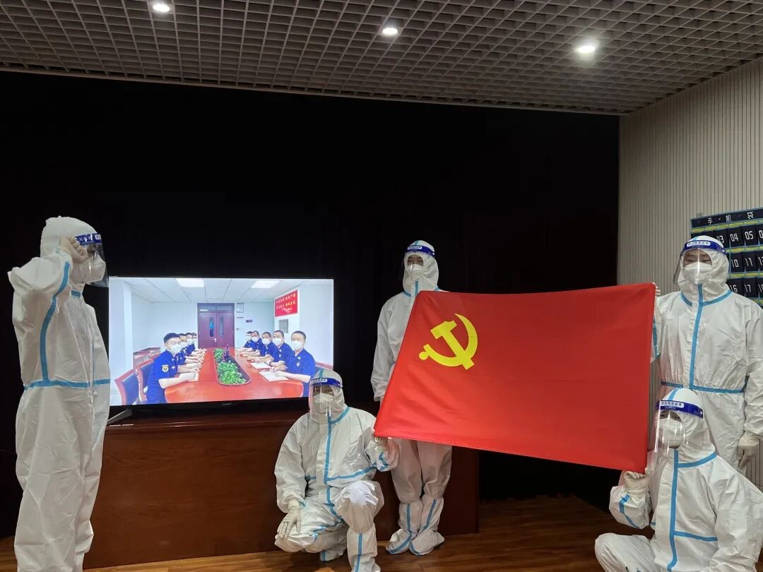 一场特殊的入党宣誓仪式在宝山这里云举行