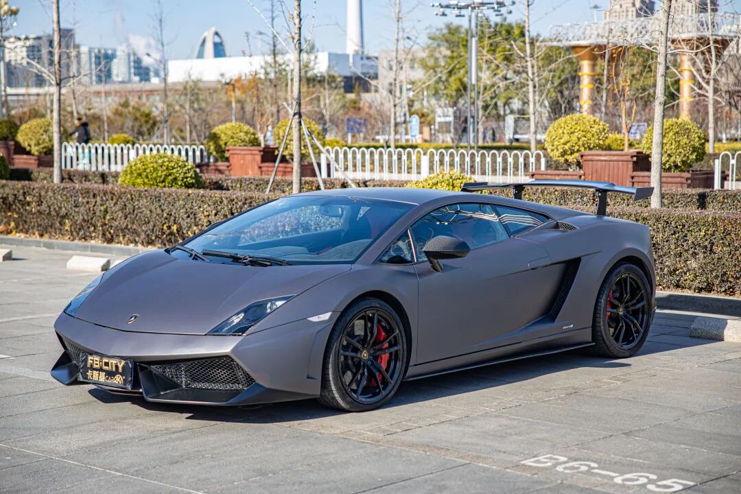 最强款gallardo盖拉多一台真正意义上的公路赛车