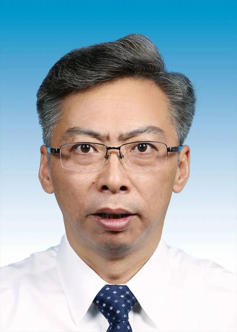 新一届上海市政府领导班子成员简历