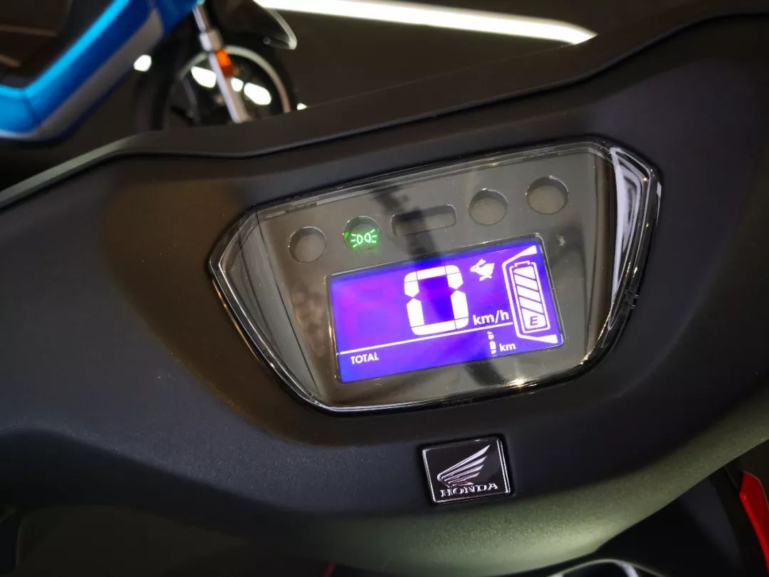 感受來自Honda的滿滿誠意！7988元的鋰電池電摩V-GO來襲！ 汽車 第13張