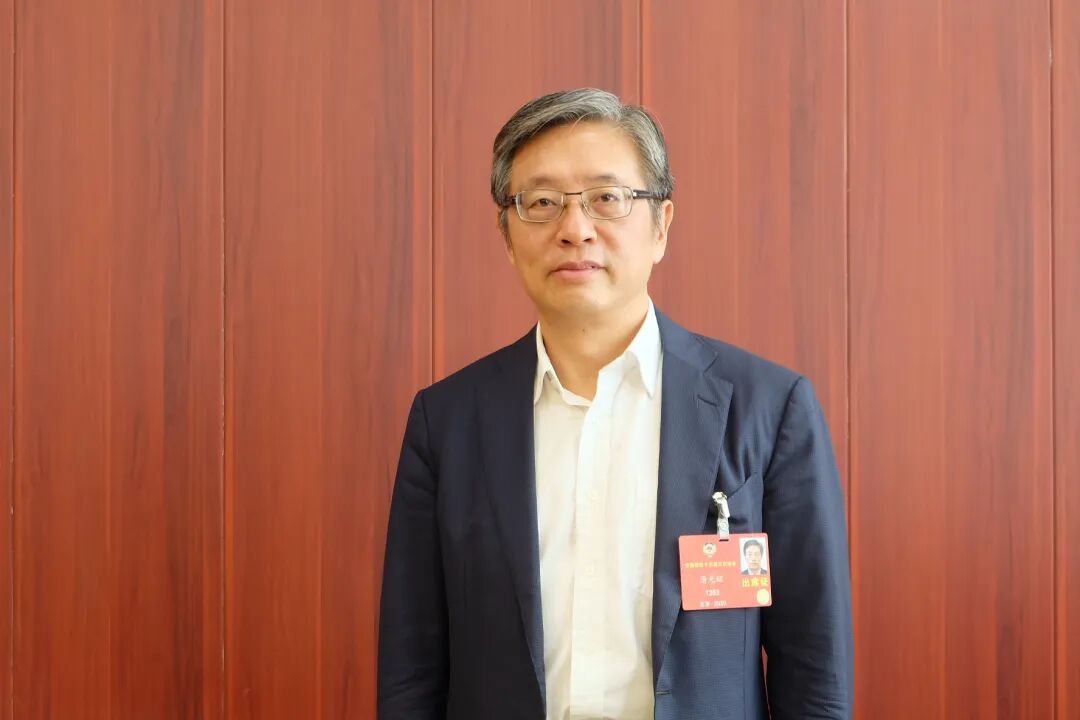 两会盘点一下今年这些委员和我们聊了交通