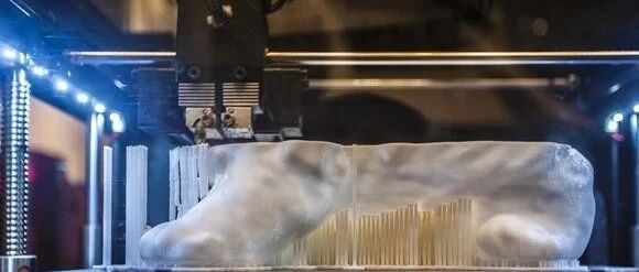 大手笔剥离亏损业务后，先临三维再度谋求上市