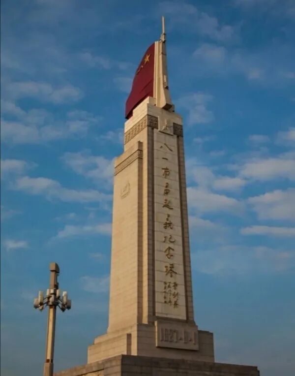 八一建军节 | 向保卫国家 、守护人民的这些最可爱的人致敬！