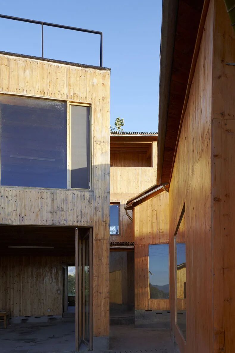 场所精神_场所精神——迈向建筑现象学_场所精神 英文