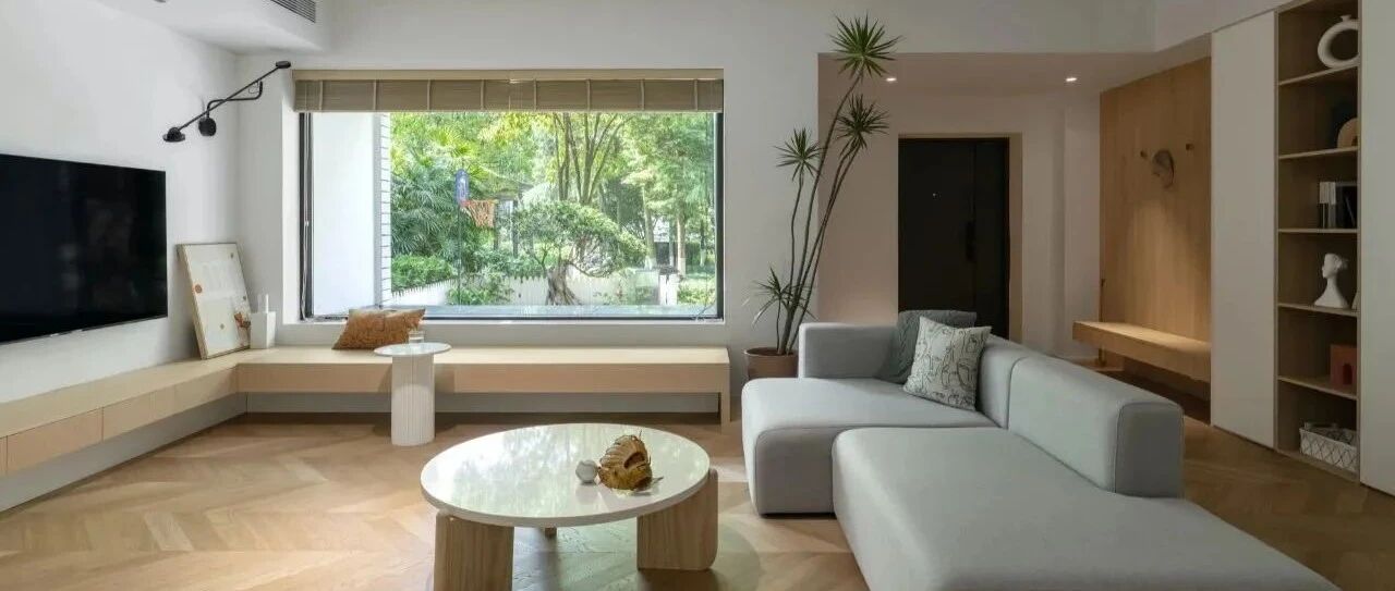 320㎡私宅：白色+浅木，明亮温淳！