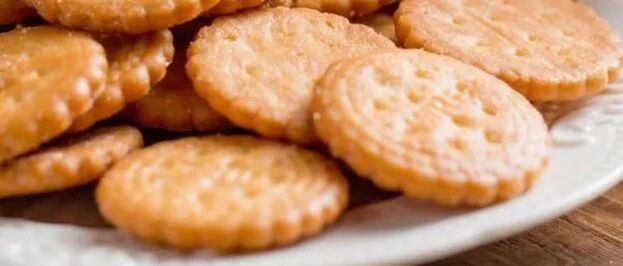 来一波全网零差评的小零食吧！好吃还不怕胖的那种！