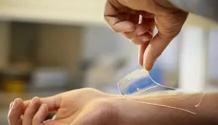 医用抗菌水凝胶怎么用水凝胶敷料如何促进伤口愈合？_https://www.jmylbn.com_新闻资讯_第2张