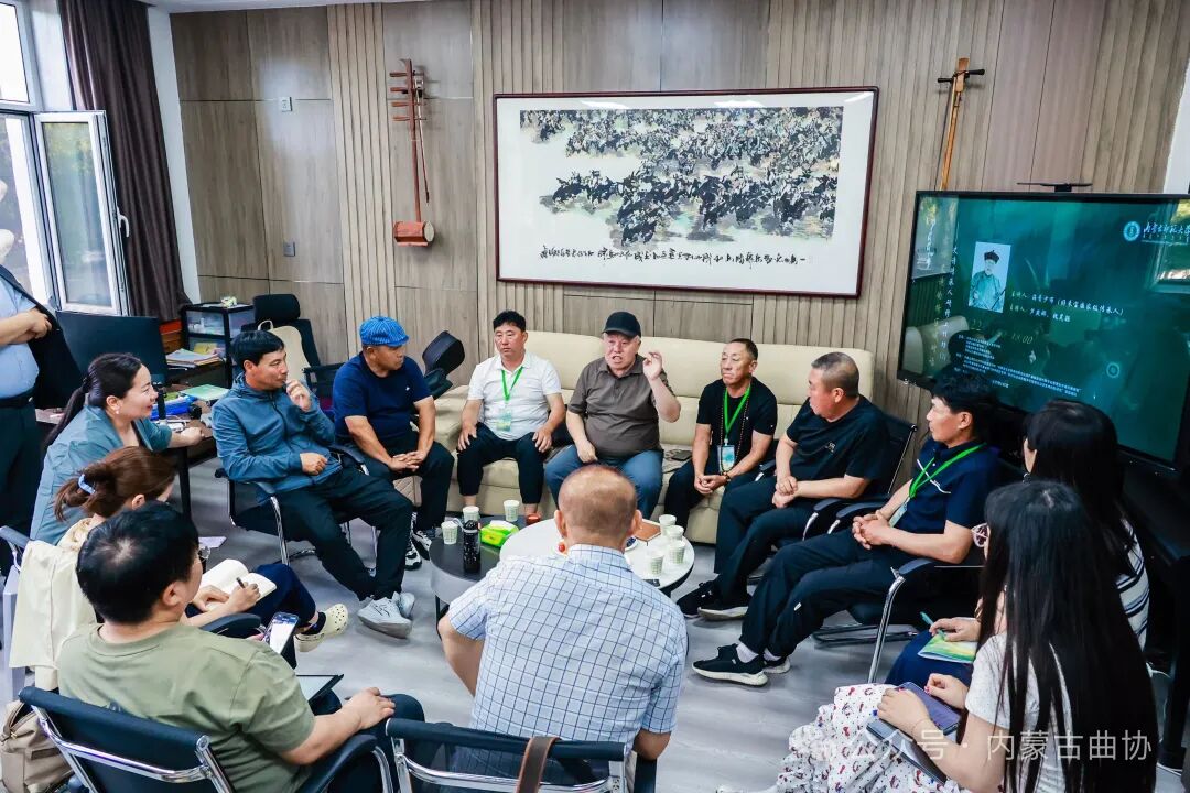 第三届科尔沁史诗研修及传承人培训营在呼和浩特开营 第2张