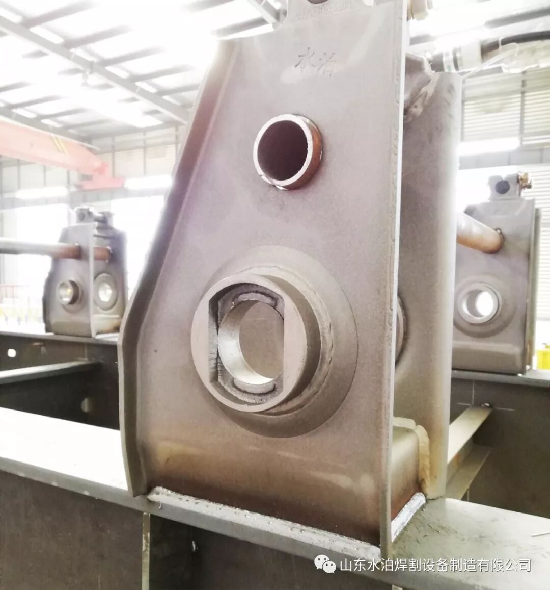 悬挂机器人焊接