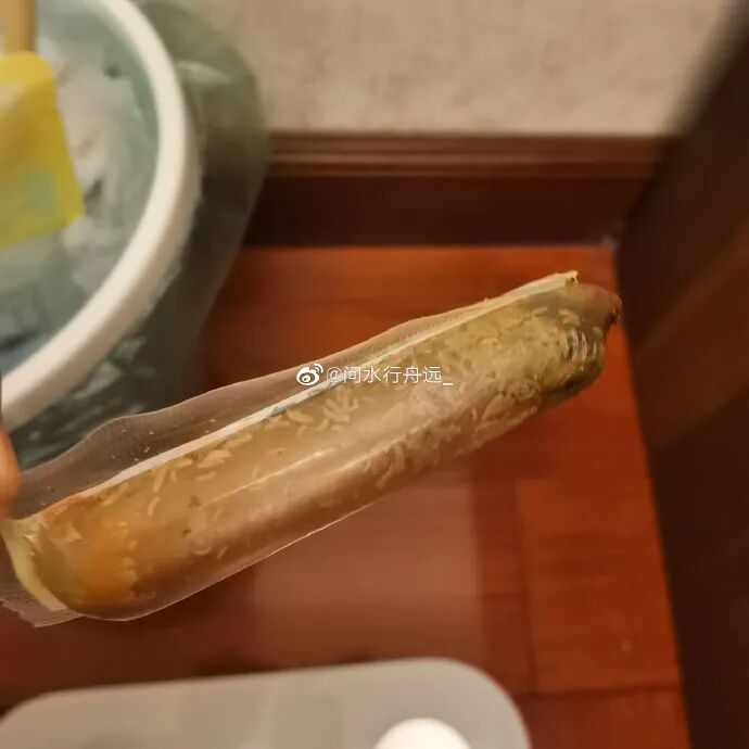 谈笑读报：张文宏：没接种疫苗的人会吃亏！武汉将确保…限高令”成了“稻草人”？(图8)