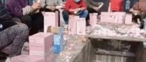 热搜第一!巨头纷纷致歉