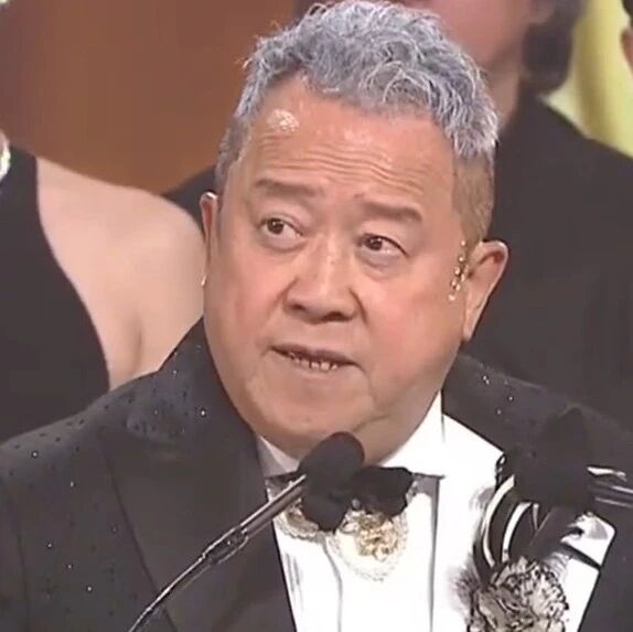 曾志伟,确认卸任