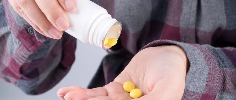 ��ҫע��������������8����ҩ������Ѫ�Ǹ��ȶ�������ͼ