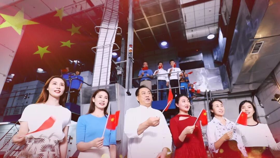 快闪丨经济报人用歌声祝福祖国