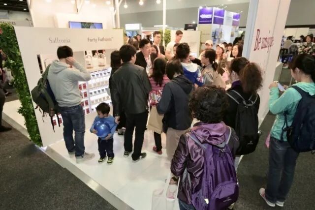 %name 8.18澳新跨境购物节，代购的大本营！帮你省钱买好货！更有接连不断的礼物相送，让你接到手抽筋！！