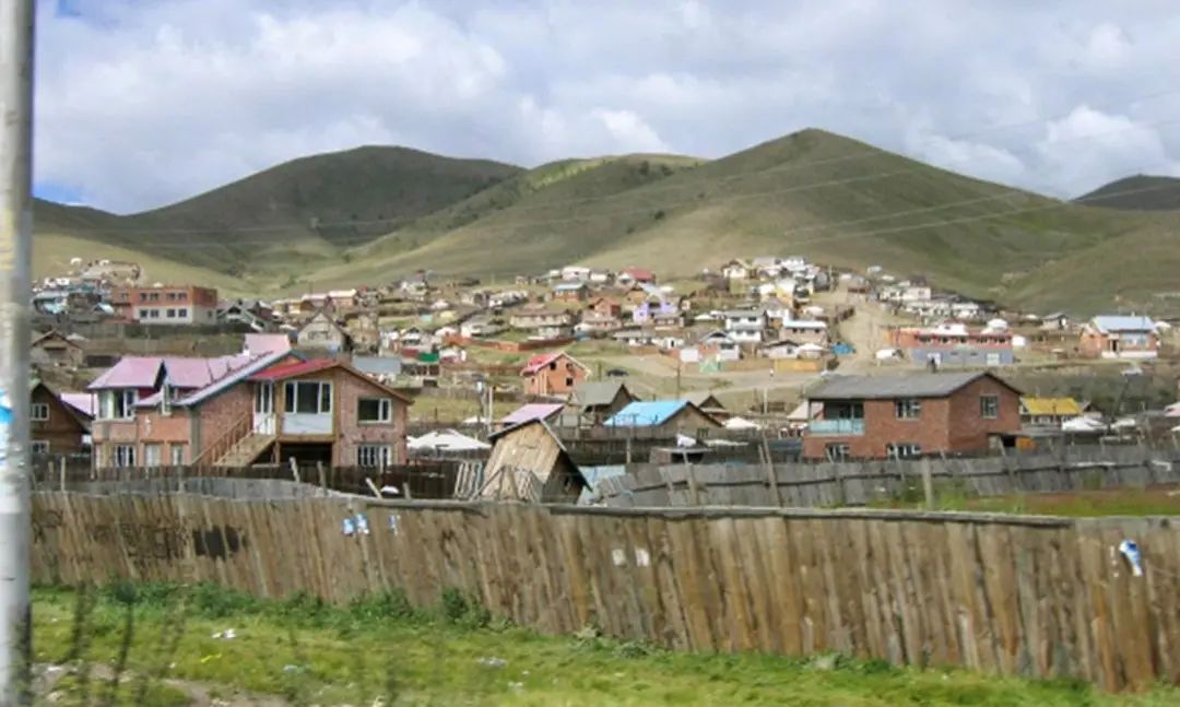 为什么蒙古国人口如此之少？