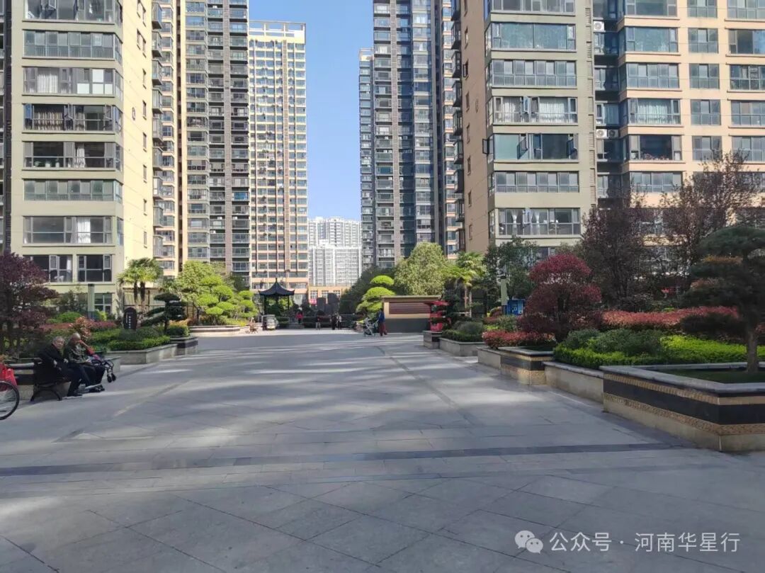 南阳清华园小区车位使用权拍卖