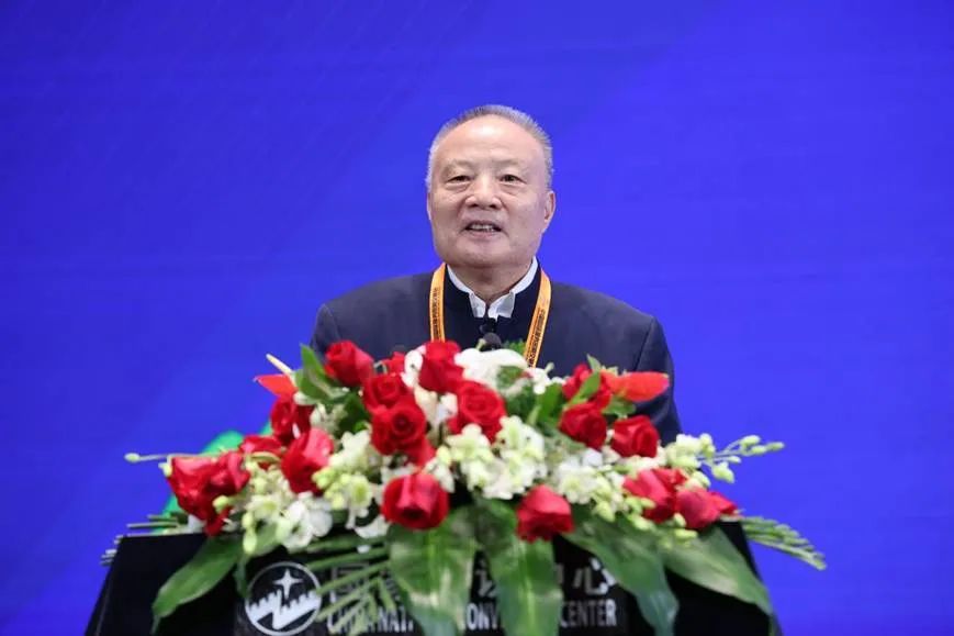 近日，中央全面深化改革委員會(huì)第二十七次會(huì)議指出，要突出抓好能源、工業(yè)、建筑、交通等重點(diǎn)領(lǐng)域資源節(jié)約，發(fā)揮科技創(chuàng)新支撐作用，促進(jìn)生產(chǎn)領(lǐng)