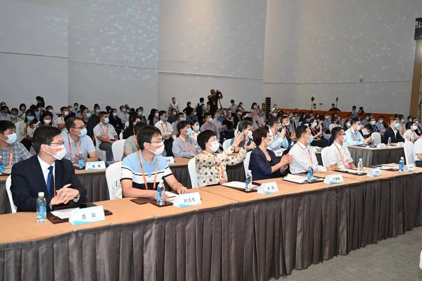 近日，中央全面深化改革委員會(huì)第二十七次會(huì)議指出，要突出抓好能源、工業(yè)、建筑、交通等重點(diǎn)領(lǐng)域資源節(jié)約，發(fā)揮科技創(chuàng)新支撐作用，促進(jìn)生產(chǎn)領(lǐng)