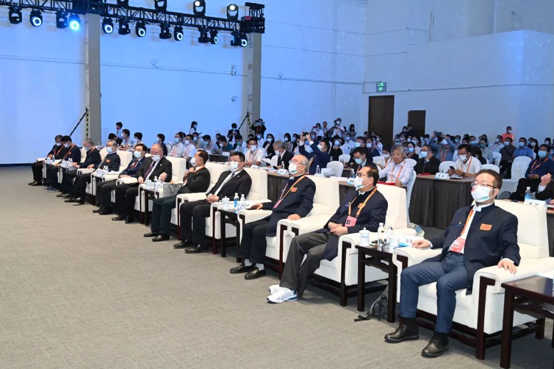 近日，中央全面深化改革委員會(huì)第二十七次會(huì)議指出，要突出抓好能源、工業(yè)、建筑、交通等重點(diǎn)領(lǐng)域資源節(jié)約，發(fā)揮科技創(chuàng)新支撐作用，促進(jìn)生產(chǎn)領(lǐng)