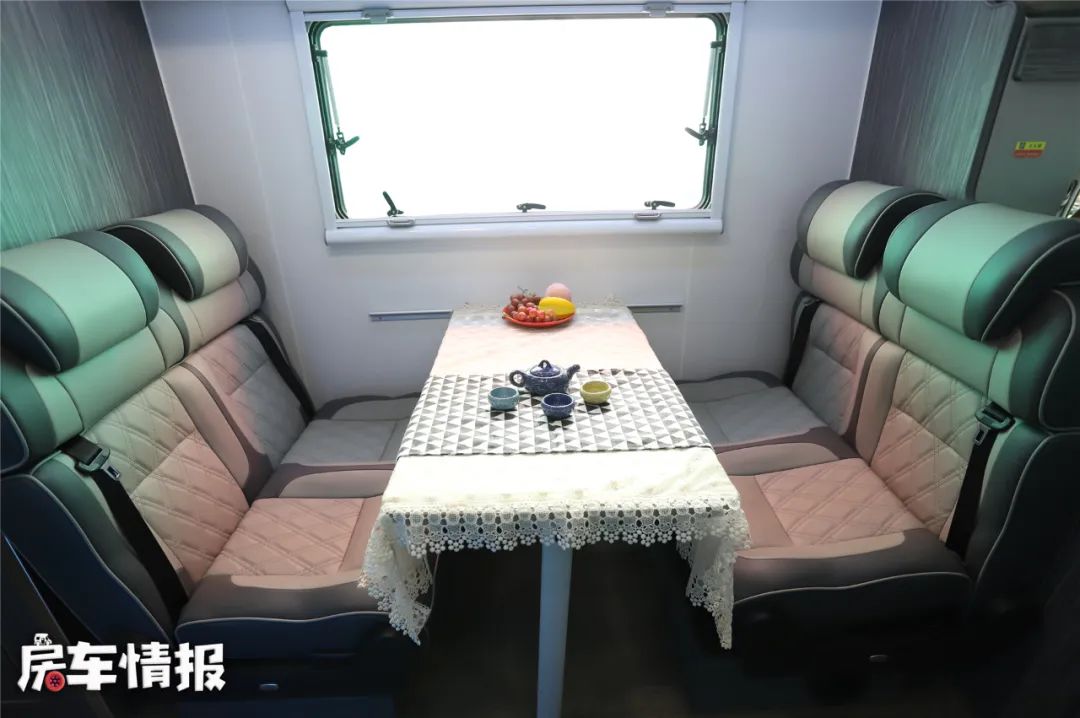 三款不到20萬的c型房車空間寬敞水電齊全還有一款油電混動車