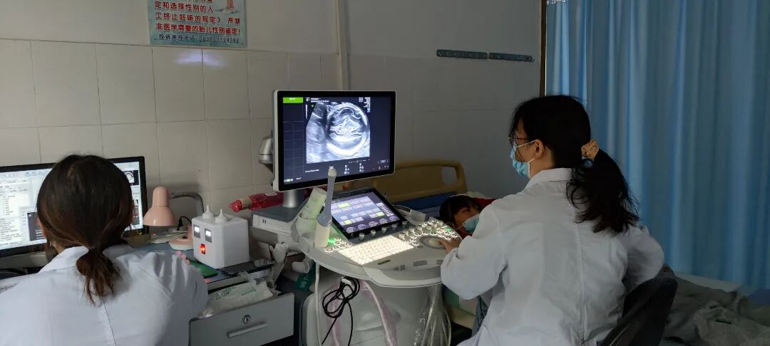 乳腺触诊成像怎么检查【乳腺检查】呵护女性健康，定期乳腺检查！#中江县妇幼保健院 乳腺专科集检查-诊断-治疗为一体！_https://www.jmylbn.com_新闻资讯_第8张