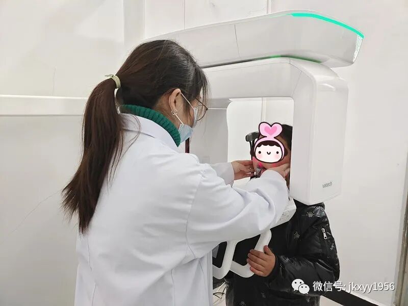 口腔ct怎么拍摄【新设备】牙齿也可以拍CT了！江口县人民医院引进进口高端口腔CT并正式投入使用_https://www.jmylbn.com_新闻资讯_第13张