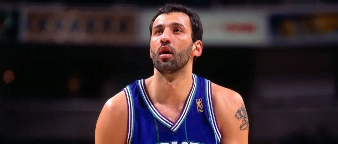 海绵玩2K丨OL1，定点跳投稳准狠，能跳能控的迪瓦茨（经典版）值得换吗？