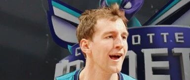 海绵玩2K丨OL2，解锁双篮板直升机动画，从1代到2代他都是神器！