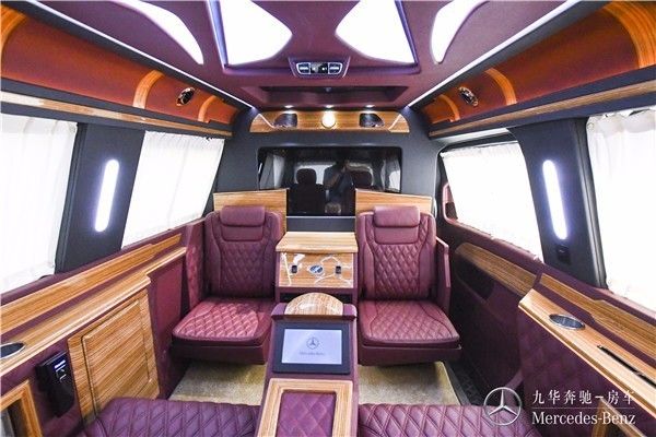 九華奔馳房車