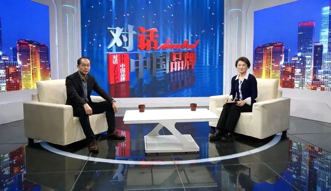 企业高端专访《对话中国品牌》：董倩老师对话华为云服务总裁王辉