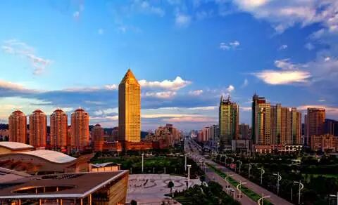 两山联姻践行“两山理论”，建设生态文明