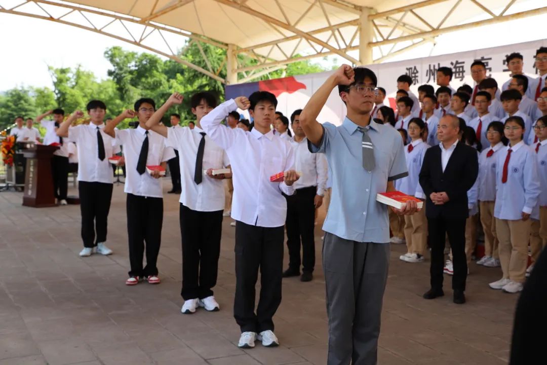 海亮学校学费_海亮学校一年学费多少_海亮学校