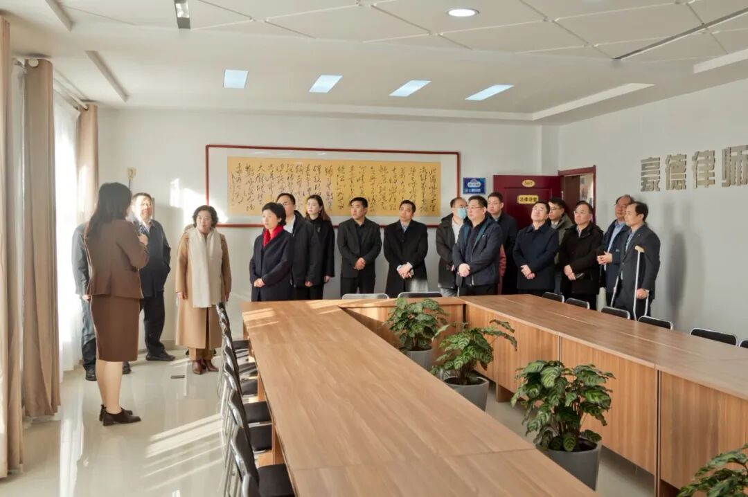 山东省委统战部副部长、一级巡视员张静一行莅临我所考察指导合规服务工作