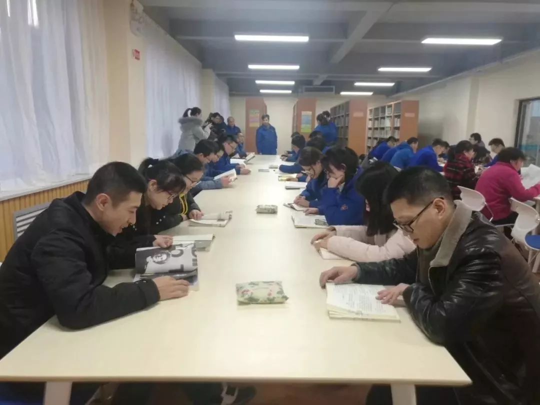 福利 | 法士特高新图书馆顺利开馆 福利 | 法士特高新图书馆顺利开馆