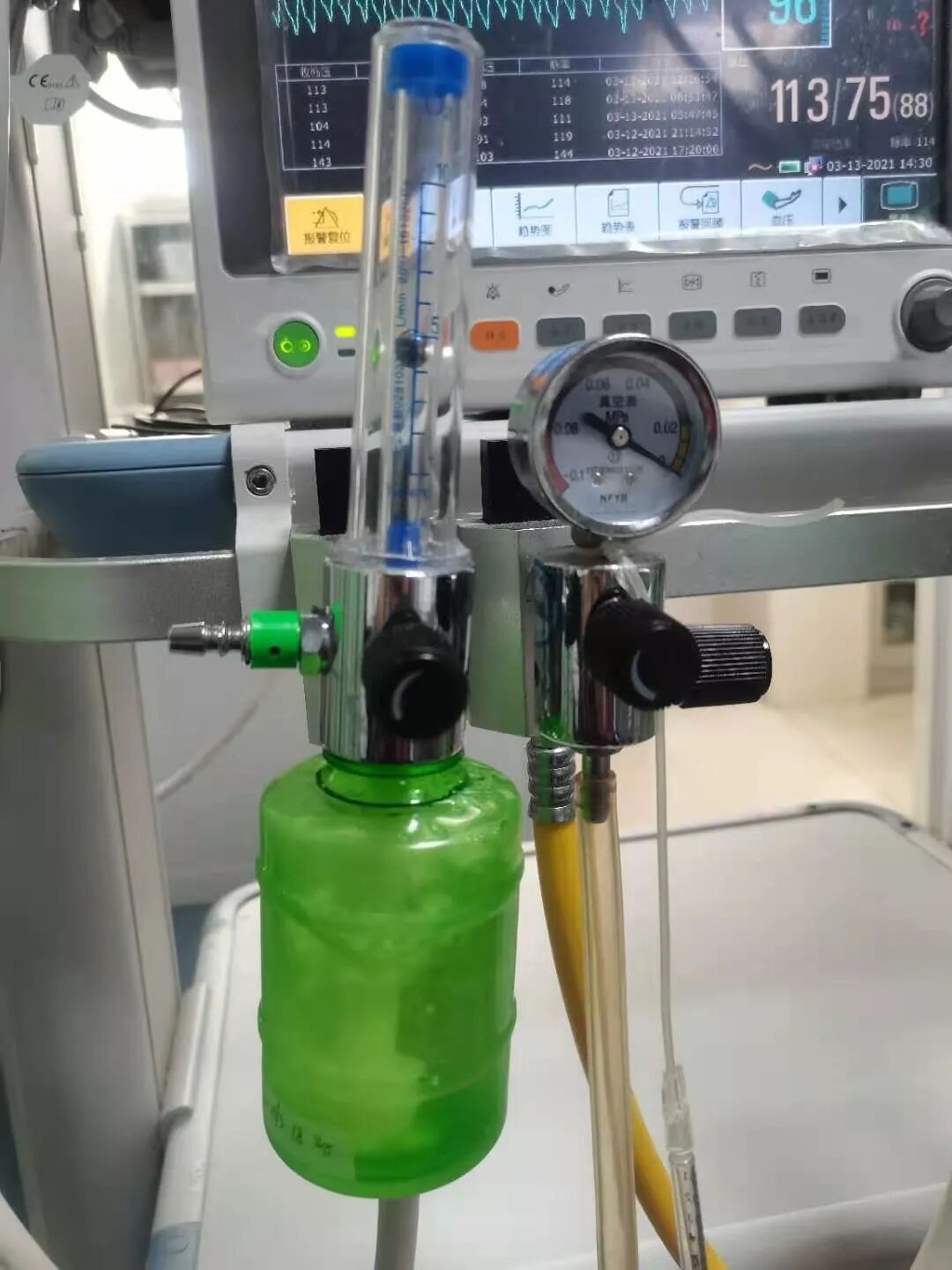 氧气湿化瓶怎么用分享 ｜ 知否，知否，关于氧气装置使用中的几个问题_https://www.jmylbn.com_新闻资讯_第2张